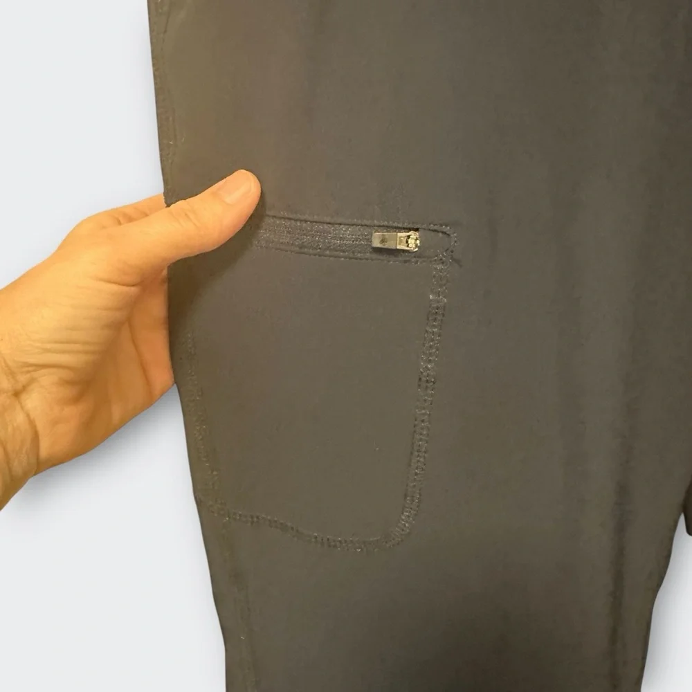 Eddie Bauer StormRepel Fleece Lined Jogger Pants 12 Navy Cargo Gorpcore Outdoor - Picture 8 of 15